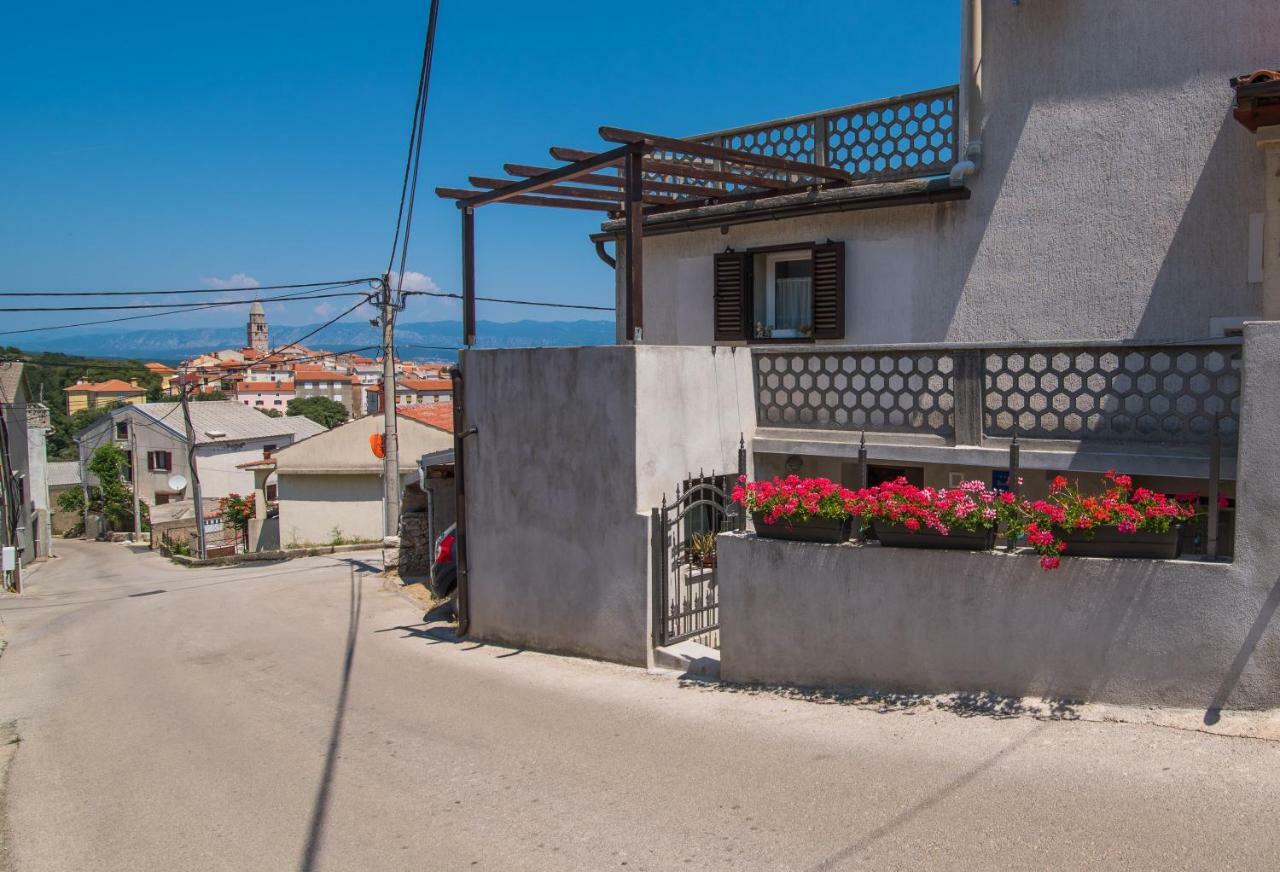 Apartment Andrija Vrbnik Εξωτερικό φωτογραφία